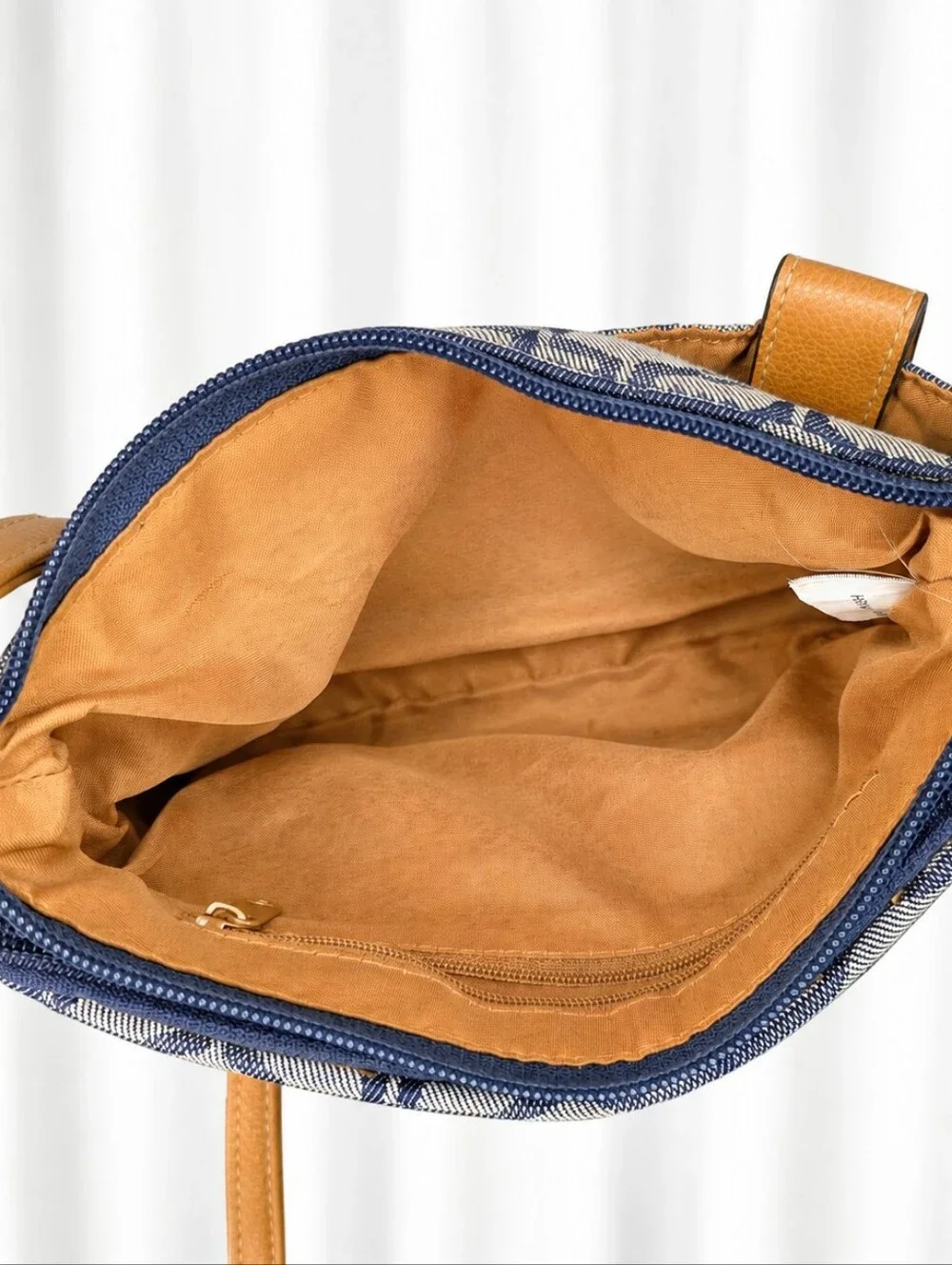 👜 Navy Cream Geometric Print Organizer Crossbody Bag Cognac Trim Multi Pocket